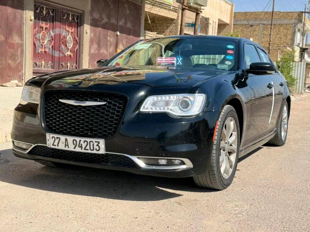 کرایسلەر 300